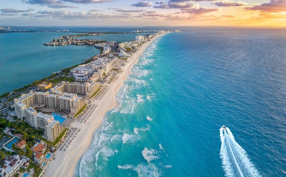 Flights to Cancun